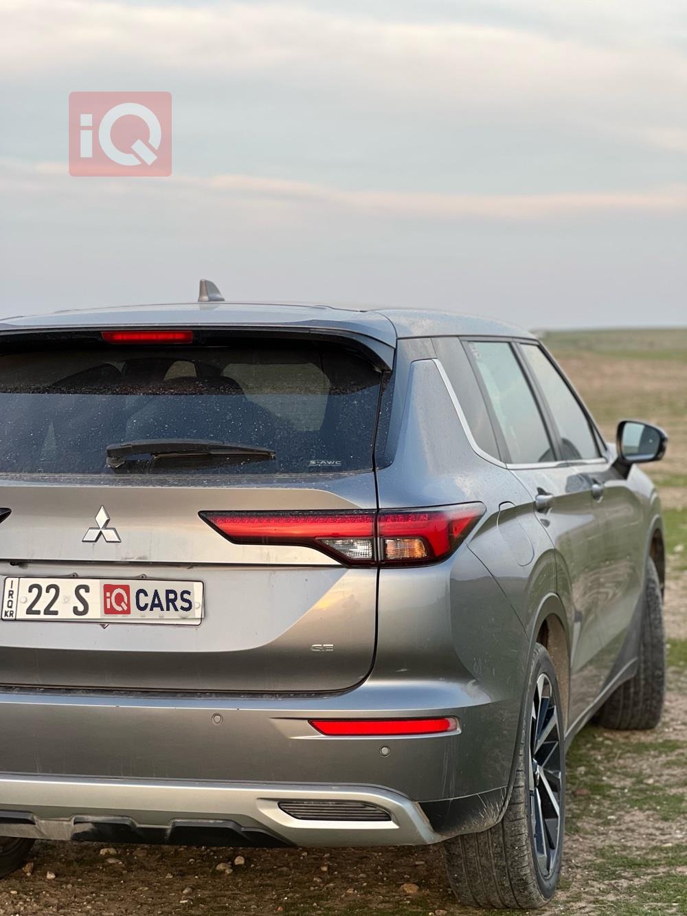 ميتسوبيشي اوتلاندر